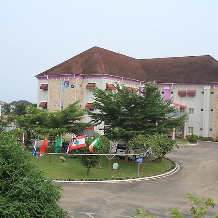 Oxygen Holiday Resort Owerri Bagian luar foto