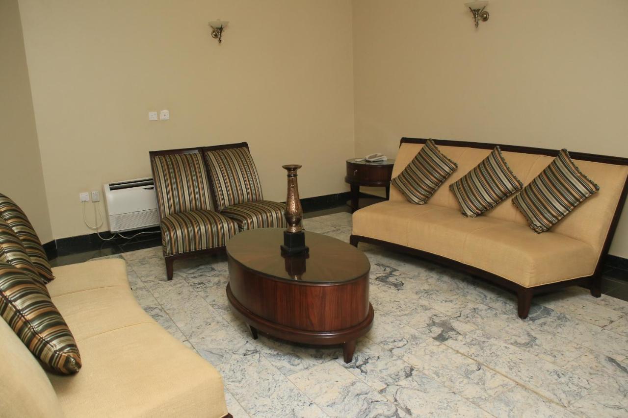 Oxygen Holiday Resort Owerri Bagian luar foto