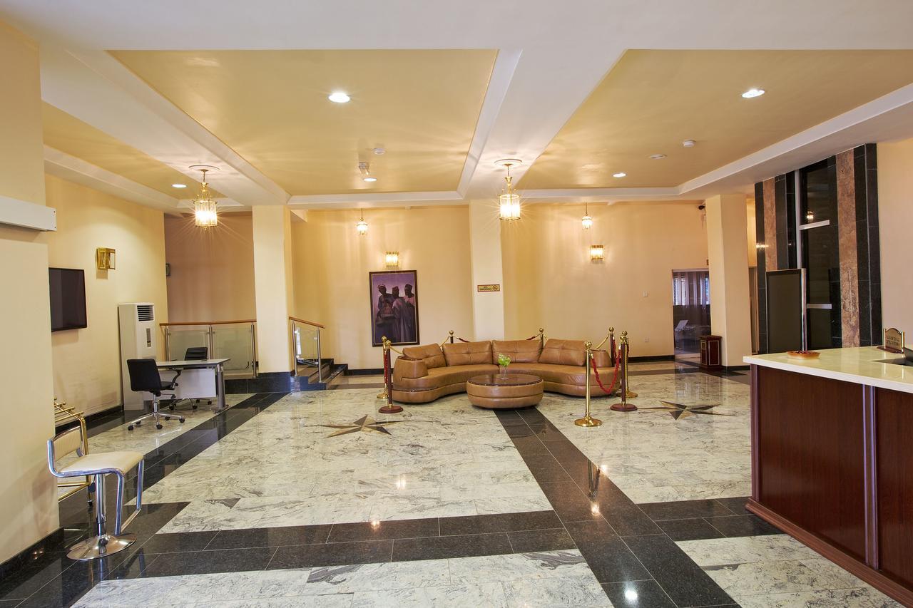 Oxygen Holiday Resort Owerri Bagian luar foto